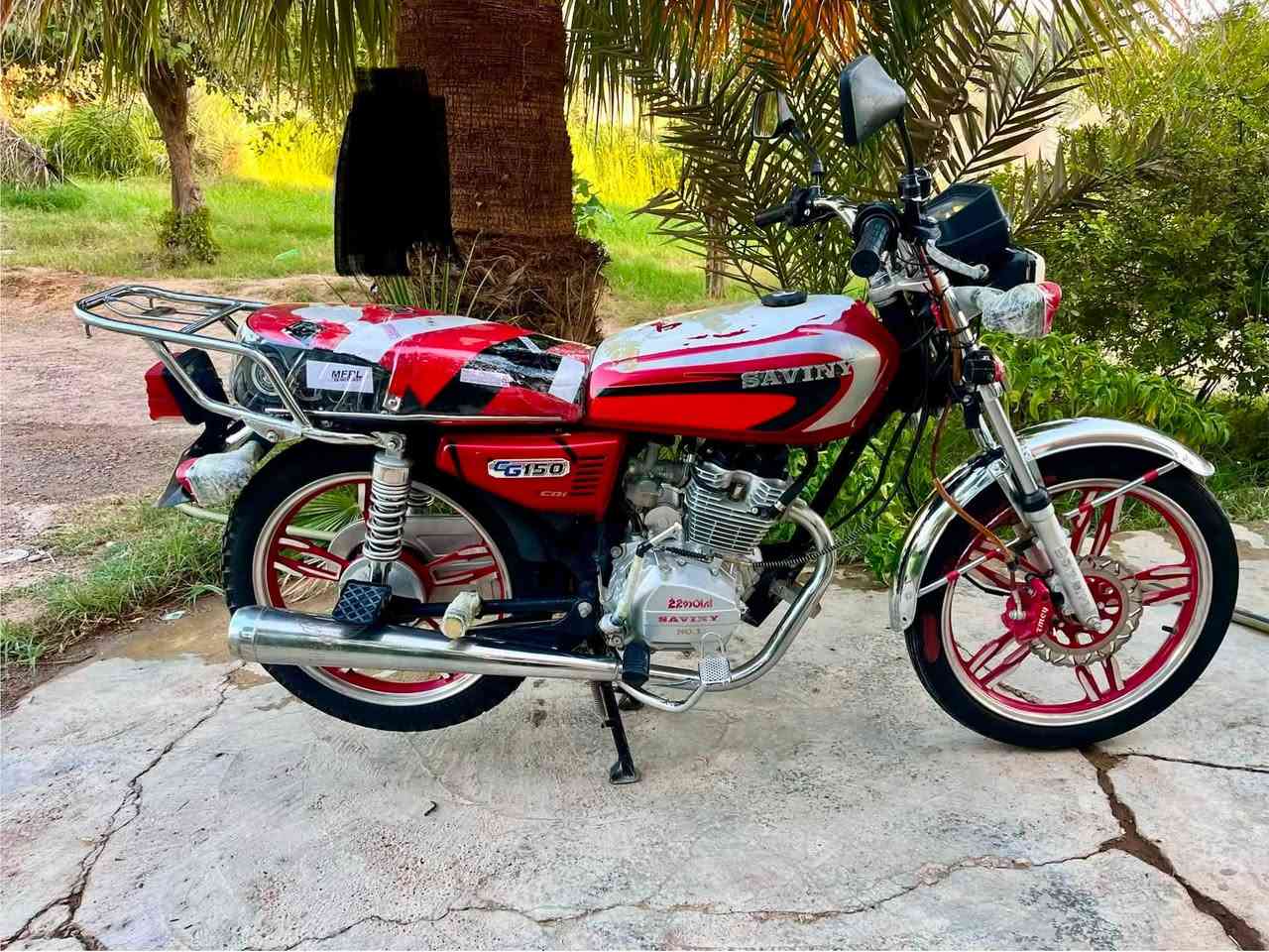 السلام عليكم   للبيع.                                                  موطور 🛵 سافان 2023☑️محرك كبس ما مفتوح شرط 🕢 منفيس موجود وزن ثقيل / احله من الصوره شرط 📸سلف كهربائيات كلو شرط ✔️جوز تاير جديد  ***********📞
