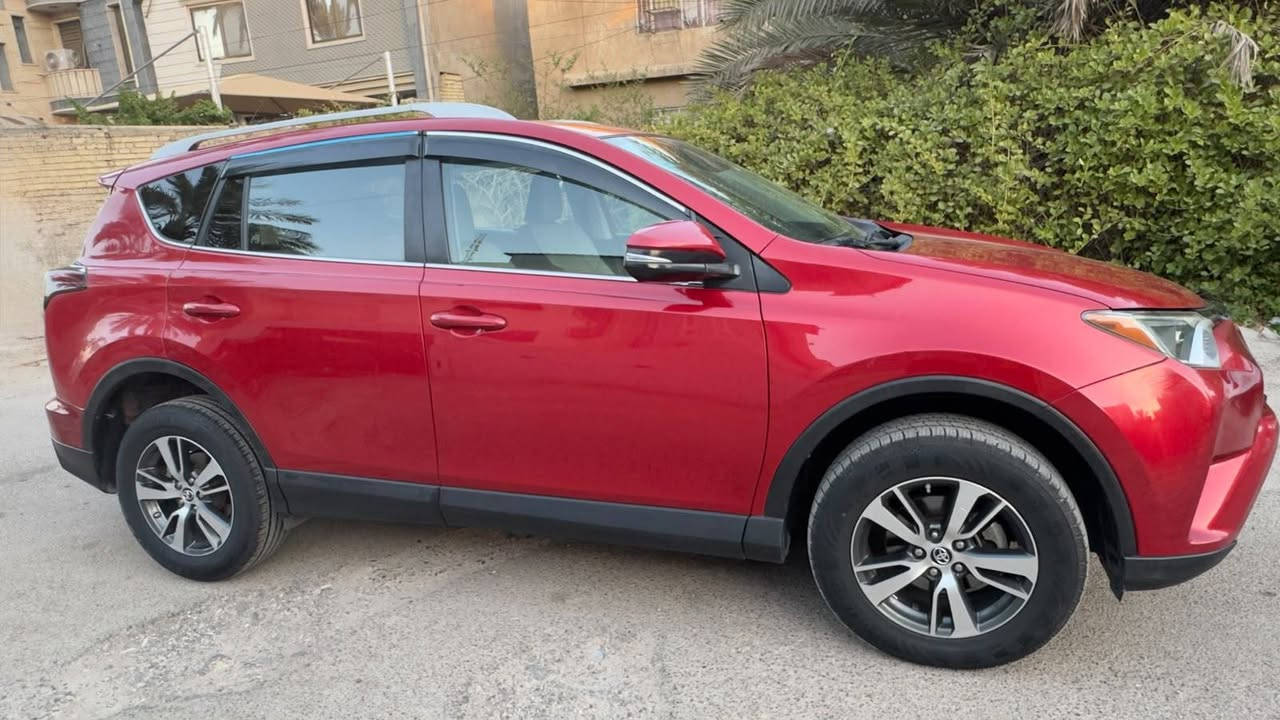 🔥 للبيع | تويوتا RAV4 موديل 2018 | وارد أمريكي (دخول كلين) | فل مواصفات | محرك 2500 سي سي | استعمال شخصي حصراً 🔥

🔹 رقم بغداد (إنكليزي)
🔹 محرك 2500 سي سي
🔹 گير ومحرك بحالة شركة، ممتاز جداً
🔹 وارد أمريكي – دخول السيارة كلين
🔹 ممشى 200 ألف
🔹 نظام دفع أمامي (FWD)

الحالة:

* تخم تايرات جديد
* تبريد بحالة شركة (فول)
* داخلية الشركة نظيفة جداً
* اللون الداخلي رصاصي مع أسود (شركة)
* الاستعمال شخصي حصراً

المواصفات:

* فتحة سقف
* كراسي جلد
* مثبت سرعة
* إنارة أوتوماتيكية
* تحكم بالستيرن
* تحكم بعتلة السرعة
* لايت زنون
* رادار
* كامرة خلفية
* شاشة
* تحكم بالمرايا
* ويل كاب 17 أصلي

الهيكل:

* صدر أمامي وخلفي تبديل جديد
* قطعة صبغ بالجناح الخلفي بسبب حادث دراجة (تصليح شبر بشبر)

💰 السعر المطلوب 
180 دولار

📍 العنوان: بغداد – السيدية

📞 للاستفسار:
***********
واتساب متوفر
