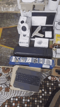 من رخصت الادمن شلعه الكتروني كل الي موجود بالفيديو شغال 
السعر 125 بدون عمله من الاخير
رقم الهاتف ***********
العنوان النجف
