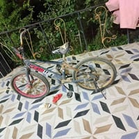 دراجة • للبيع • اصغر منه