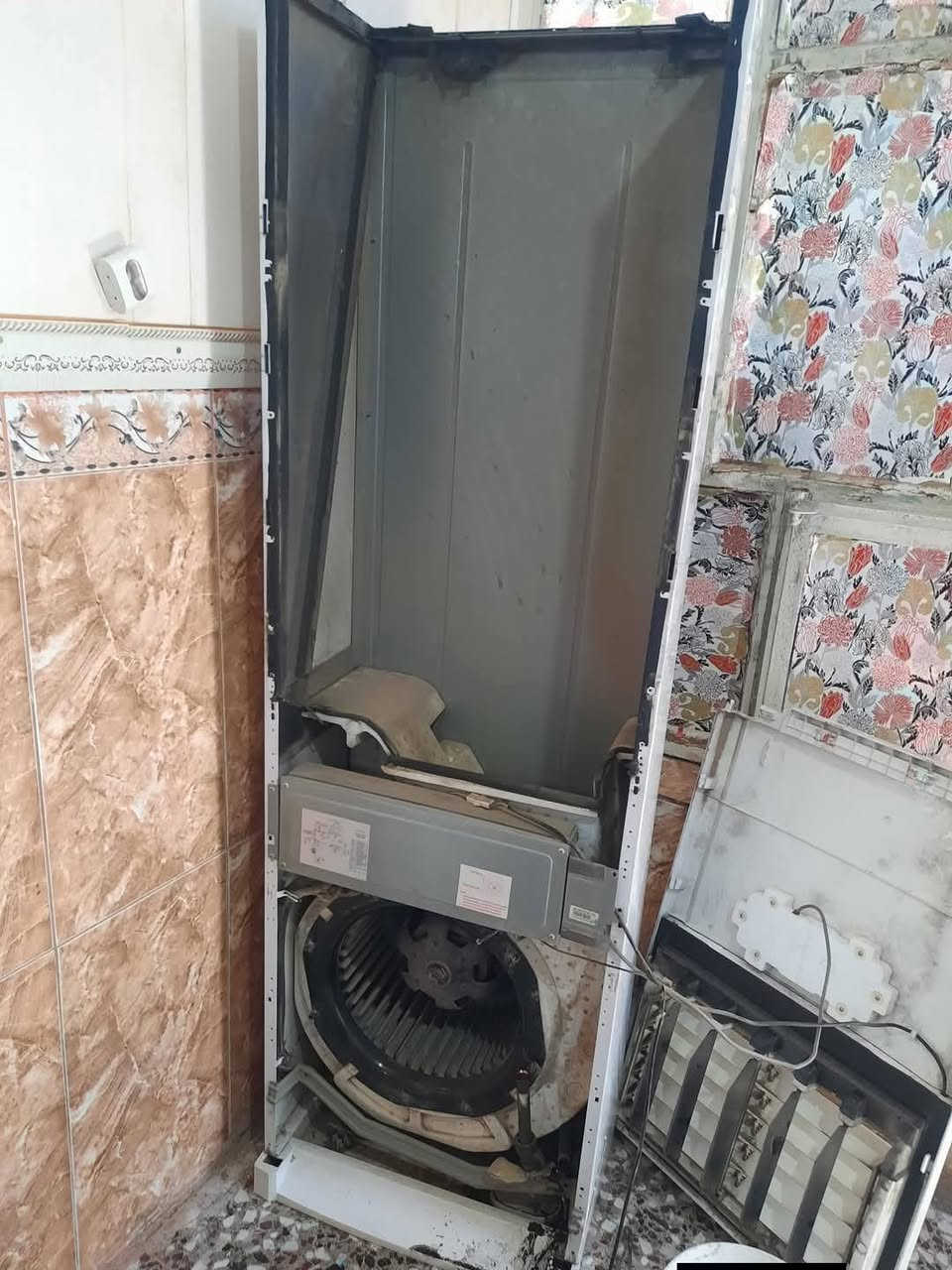 الورشه الفنيه لنصب وصيانة أجهزة التبريد 
شحن غاز وتصليح كافة الاعطال في المنظومه 
غسل موقعي لكل اجهزة التبريد جداري كنتوري  
فتح واعادة تنصيب المنظومة ونقلها من مكان الى اخر 
العمل في مناطق  المعوقين الرئاسه الكماليه العبيدي  البستان 

رقم الهاتف : ***********ابوسلام 
متوفر واتساب
