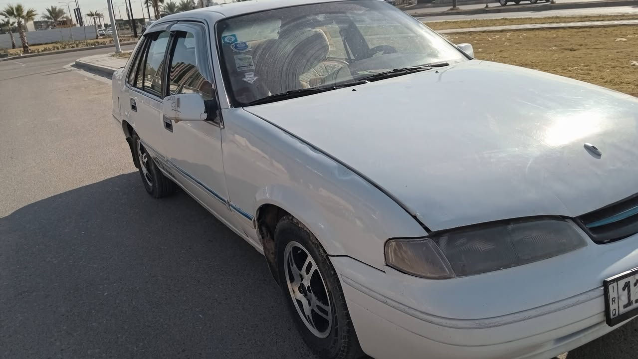 فراشه موديل ٩٦ رقم بغداد محرك مفتوح كير اوتو سياره جاهزه ونظيفه مكانها الفلوجة سعر ٣٥$ ***********
