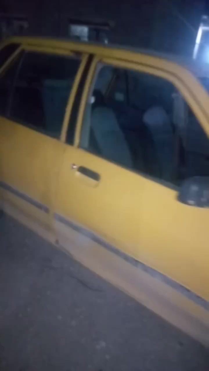 ***********
