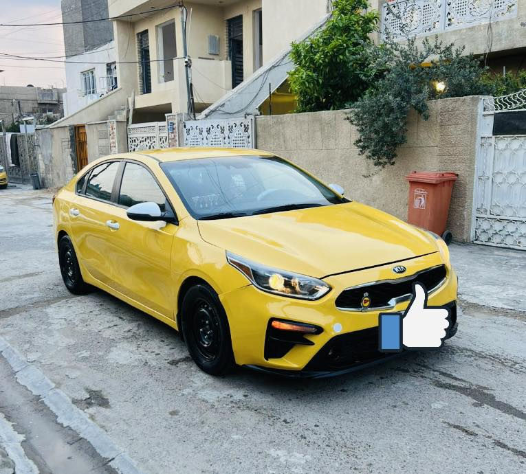 السلام عليكم للبيع
كيا فورتي 

موديل 2021

رقم بغداد باسمي 

حادث خفيف جدا 

محرك الفين دوش 

صدر امامي خلفي جديد 

تبريد ثلج 🧊 

مواصفات نص فول 

السعر 119 وبيه مجال 

السيارة جديده وين ما يعجبك تفحص افحص 

مكان سيارة بغداد 

رقم تلفون ***********
