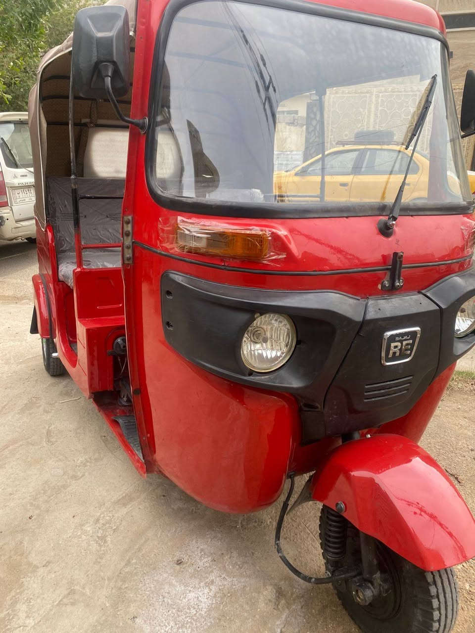 20 الة يوم سعر 5 قفل *********** 
مكاني زعفرانية اوراق اصولية وليس رقم تكتك جديدة بمعنى الكلمة
