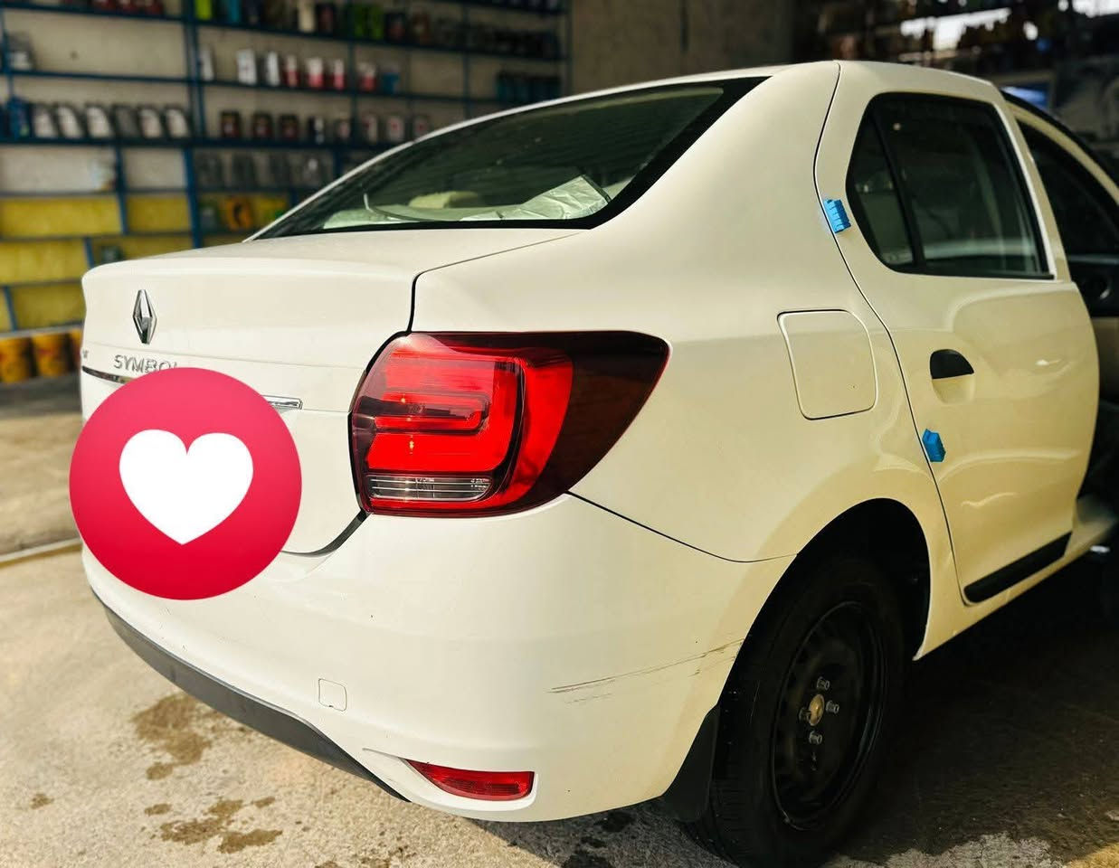 للبيع فقط الشراي يتصل 
رينو سمبل 2020 
بيه صبغ بنيد + ربع الجاملغ فقط 
الباقي مكفول السيارة بيه ادامة كامله 
التبريد فقط صوندة طاكة 
السعر 80 
المكان الديوانيه 
*********** ديوانية, القادسية
