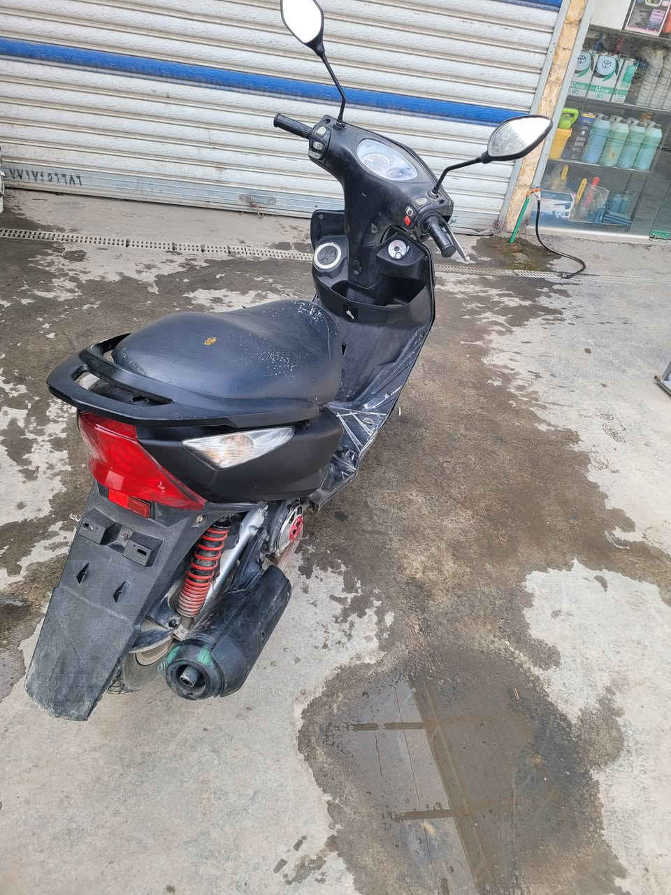 السلام عليكم عندي دراجه للبيع ثعلب السعر 550 وبيها مجال


**إذا كنت صاحب هذا الإعلان وتريد حذفه لأي سبب، رجاءا أرسل رسالة إلى الدعم الفني**