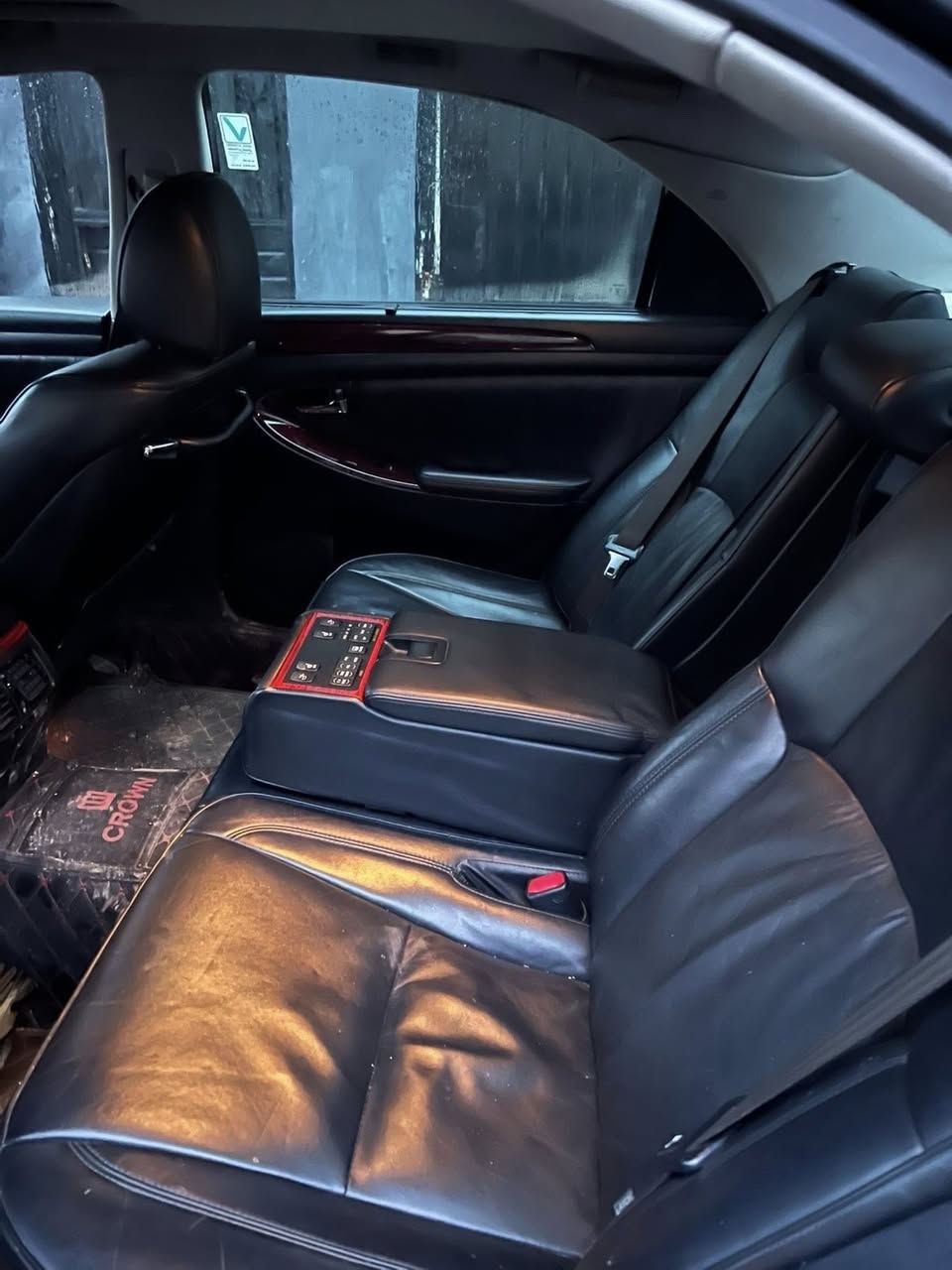 سڵاو لەهەمو هاوڕێیان
سەرەتا بەناوی خوا ماشەڵا لەماڵی هەمو لایەک ئەم گوڵە بۆفرۆشتن  ماشەڵا نمونەی هەمو عێراق بیلاد جیمەن تۆی  قەترە بۆیاخی نیە شوێن موسەکانی نەبێ  سەیارەکە فولە فول فولە هەرجی تۆمواسەفات بڵەی تیایەتی  ٥دوگمەیە سڵایتە ڕادارە  چڵدە هیتەرە  ئێتر فولە 
دارو بەردی بەشەرت   دەعامی بۆدەعامی بەشەرت 
نرخ٧٠کەڵا کەمێک معامەلە  
شوێن تاسڵوجە سلێمانی 
***********
