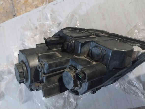 السلام عليكم ...                        
لايت موهافي جهة اليمين فقط. 
للاستفسار :- بغداد/كراج الخالدي  ساحة الطيران / الشارع العريض 
ابو علي / ***********
