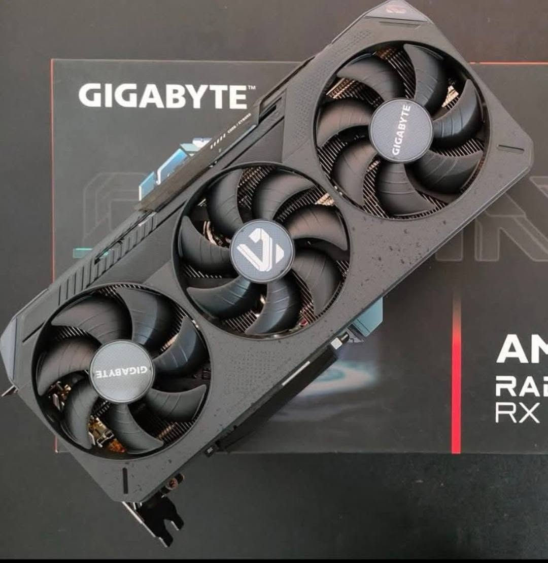 للسلام عليكم كارت 9070xt 16gb 3fan كلشي موضح بالكارتون نظيف كلش استعمال شهرين او اقل ميصعد فوك ال64 درجة الحرارة السعر 1٫075٫000 وبي مجال سبب البيع اكيد الكهرباء وظيمها للتوصل هنا او واتس ***********

