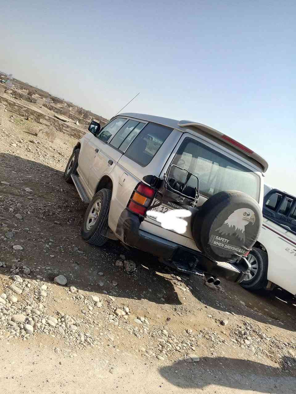 باجيرو موديل 2000
كير محرك شرط محرك مال الكصه مصبوغ جماليه لون سلفر باتري جديد كهربائيات شغاله كشنات مدوشم جديد سعر 70 سنويا 28 هزه جديده رقم نينوى مكان موصل للاستفسار (***********) تحويل شرط باسمي
