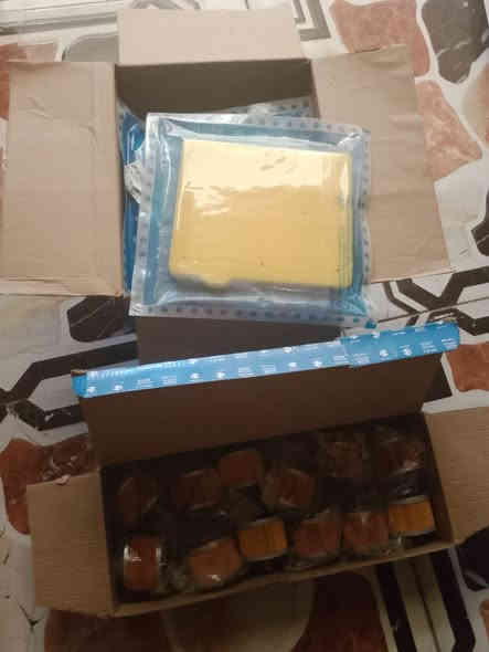 بوكسر كلاسيك 22 مرقمه بغداد رقم انكليزي متواجده بغداد الكاظمية وياها فلاتر كارتون لان اجيب غراض جمله وابدل دهن بيدي  ماشيه 60 الف
سعرها 2,300,000
اي استفسار***********
