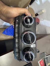 تحكمات تبريد تحكم شاشه  تحكم لايت  زر سايدبريك  للبيع  تركب على اغلب س...