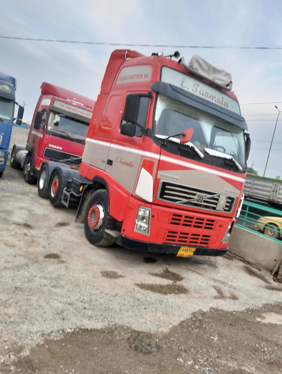 السلام عليكم سياره للبيع فالفو 2003 كير اوتوماتيك تبريد هاف حجم ٤٦٠ مربوطه فلات ٣ دنكير طول العربان ١٣/٦٠ داخل ديسكو جي بي اس و رادار عنوان كركوك السعر بالخاص   رقم الهاتف ***********
