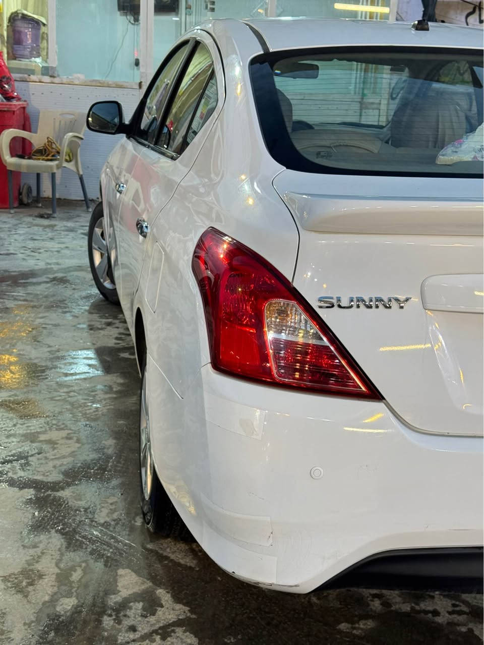 السلام عليكم 
نيسان صني هندي للبيع ام البليته الزركه موديل 2019 السياره جديده ومكفوله من الصبغ والضربه بيها شخط بسيط بالجاملغ الخلفي مكحل فقط 
رقم بابل دولي وبأسمي تحويل ثاني يوم 
مكان السياره / الحلة حي الصحه 
السعر 106 
للاستفسار
‭***********‬ حلة, بابل
