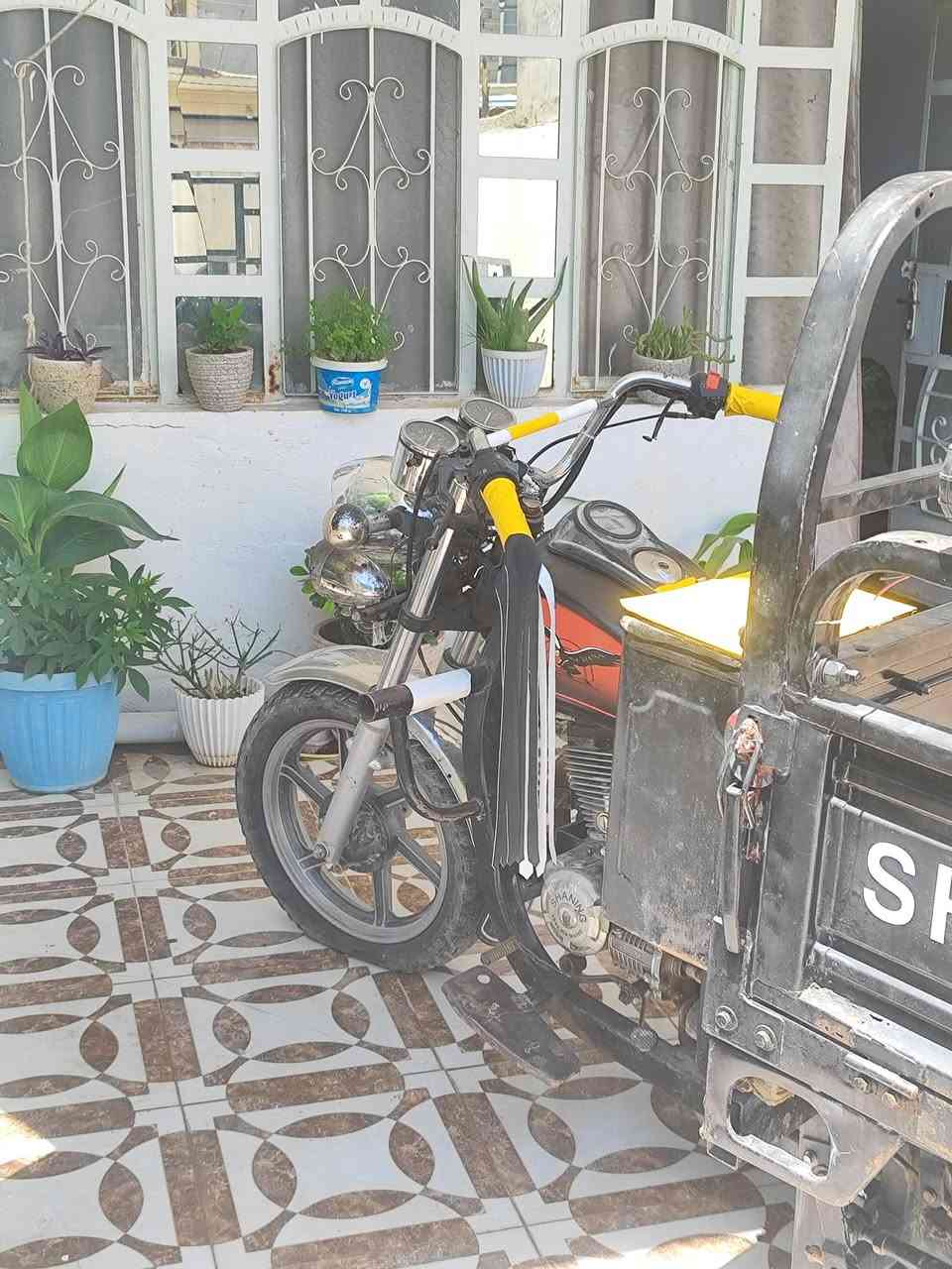 السلام عليكم ستوتة للبيع ورقة وحدة فقط
سعرها 800 وبيها مجال

مكاني بعقوبة كاطون الرازي 

***********
