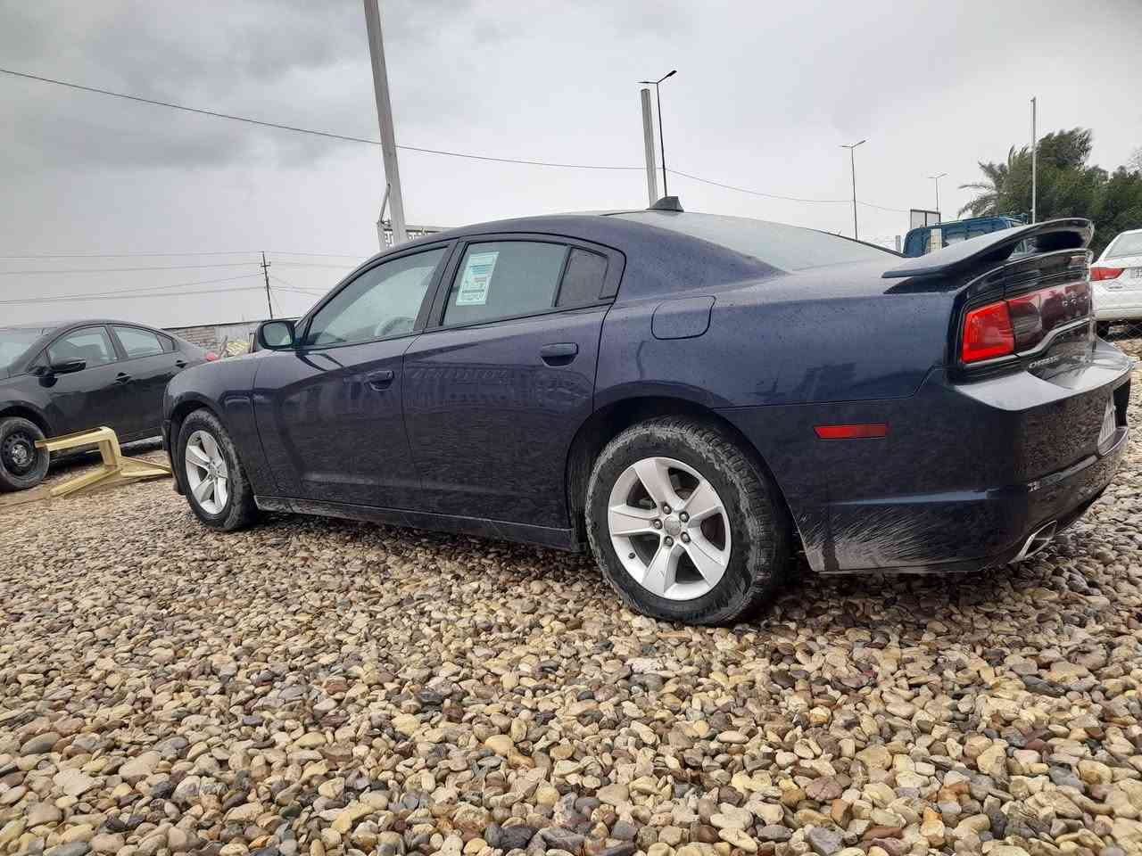 السلام عليكم للبيع جارجر موديل ٢٠١٤ وارد أمريكي رقم بغداد دولي بسمي مشروع وطني السعر ١٤٣ وبيه مجال للشراي السياره مكفوله من الضربه مكينه كير صدر تخم تاير دوشمه تبريد كله جديد مال جناي سياره جديده معنه الكلمه الستفسار ***********
