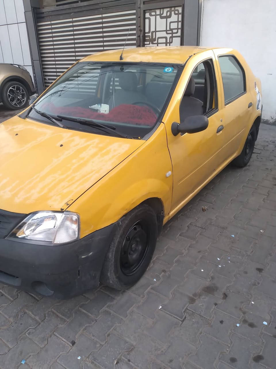 رينو لوكان ٢٠١٠رقم دولي مصفره هيئة وغرامات تخم تاير بسمي مكاني بسماية السعر قفل  23 ***********#***********
