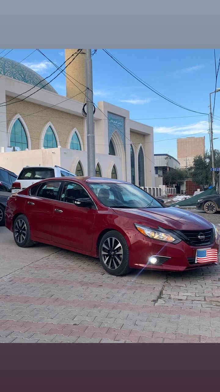 نیسان ئەڵتیما ئەمریکی                         ***********
مـــــــۆدیل / ٢٠١٨ 
مواسفات / SR 
.عام کلێری ئەمریکا 
جەمپێکی خەفیفی پێشی هەیە 
بێ ناو گرتن ، ئێڕباگ سوکان 

مەکینە V4_2,5 کەپس 
گـــــــێڕ و مەکینە بەشەرت 
ڕەقەم هەولێر سەنەوی ۲۰۲٤ 
ڕۆیشتن / ٧٨ هەزار میل 

نــــــــرخ ( ٩٦ ) وەرەقە 
( ٦٠٠ دۆلار غەرامەی لەسەرە ). أربيل, العراق
