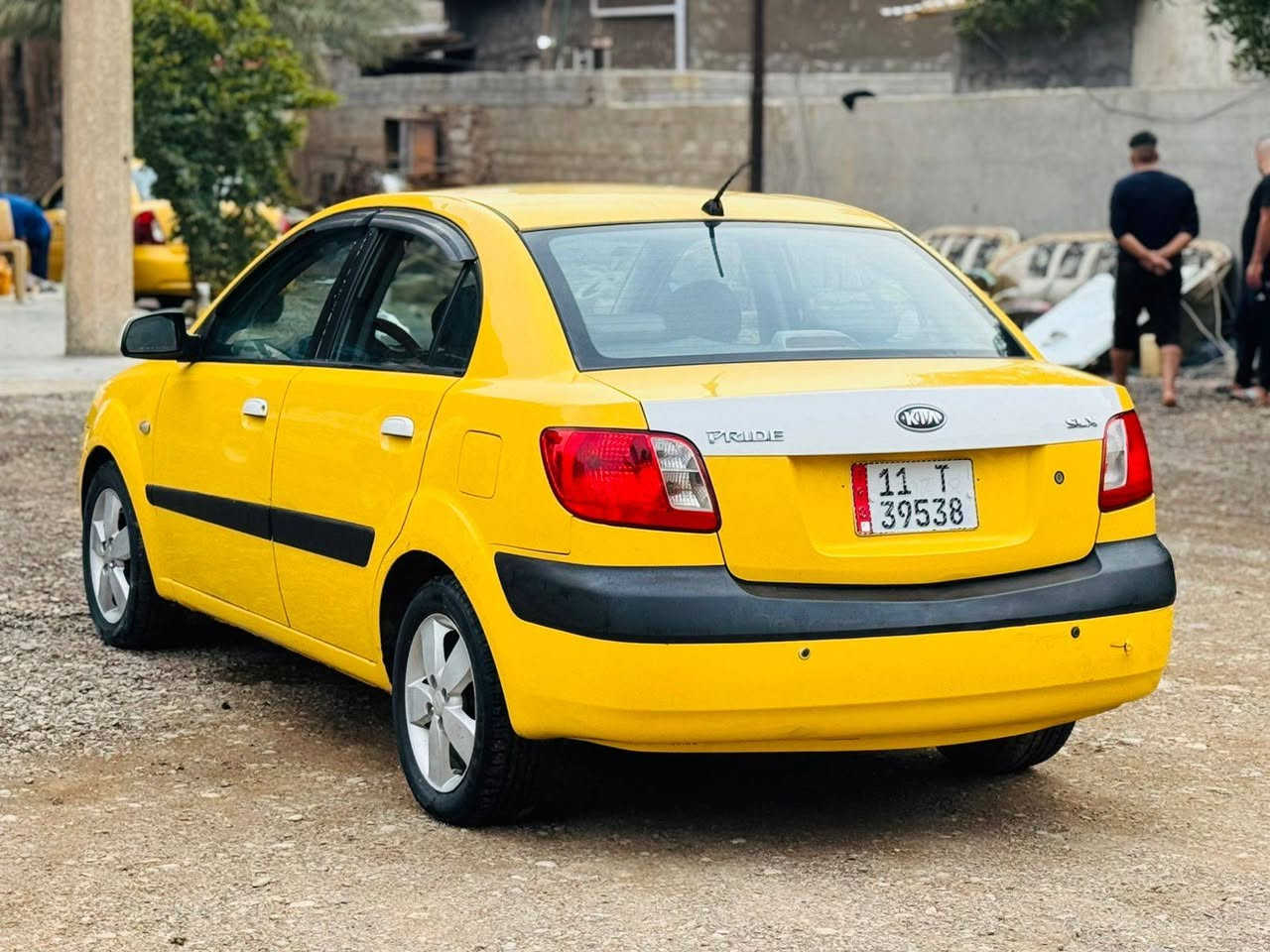 البيع كيه برايد فول بل ضرر رقم بغداد انكليزي هيه وغرامات صفر محرك وكير شرط طخم امامي كلو جديد السعر 94بيه مجال سياره بل موصل حي الشهداء جانب اليمن ***********
