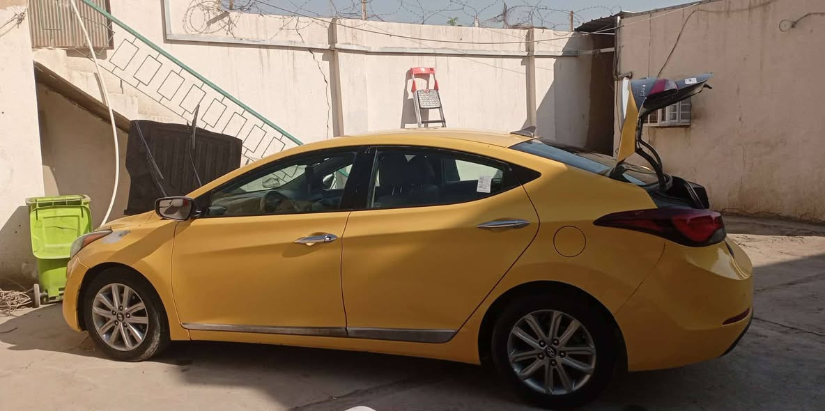 السلام عليكم
النترا 2016 امريكي بيه سونار تبديل بنيد فقط
بدون دواخل
تبريد تتدفئه شغال
تحكمات ستيرن
تدفئه كشنات 
حداديه اماميه قبل شهر بدلته 
أكفلك تحويل فقط
 تاخذله سونار تاخذه سمكري وفيتر  تقتنع بيه شايف الف خير
السعر 118 وبيه مجال ***********
