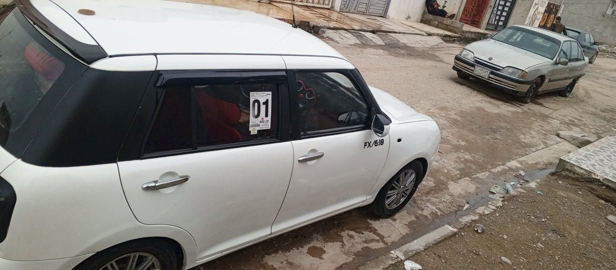 ليڤان  مستر بين رقم نينوى الماني شرط التحويل موديل 2013 تبريد شغال كوبون بانزين مكينه وكير شرط  بدون ضرر بيها بخ نص جاملغ الامامي جهت النفر بدون معجون سياره جاهزه مال جناي السعر 48 وبيها مجال رقم الهاتف ***********
