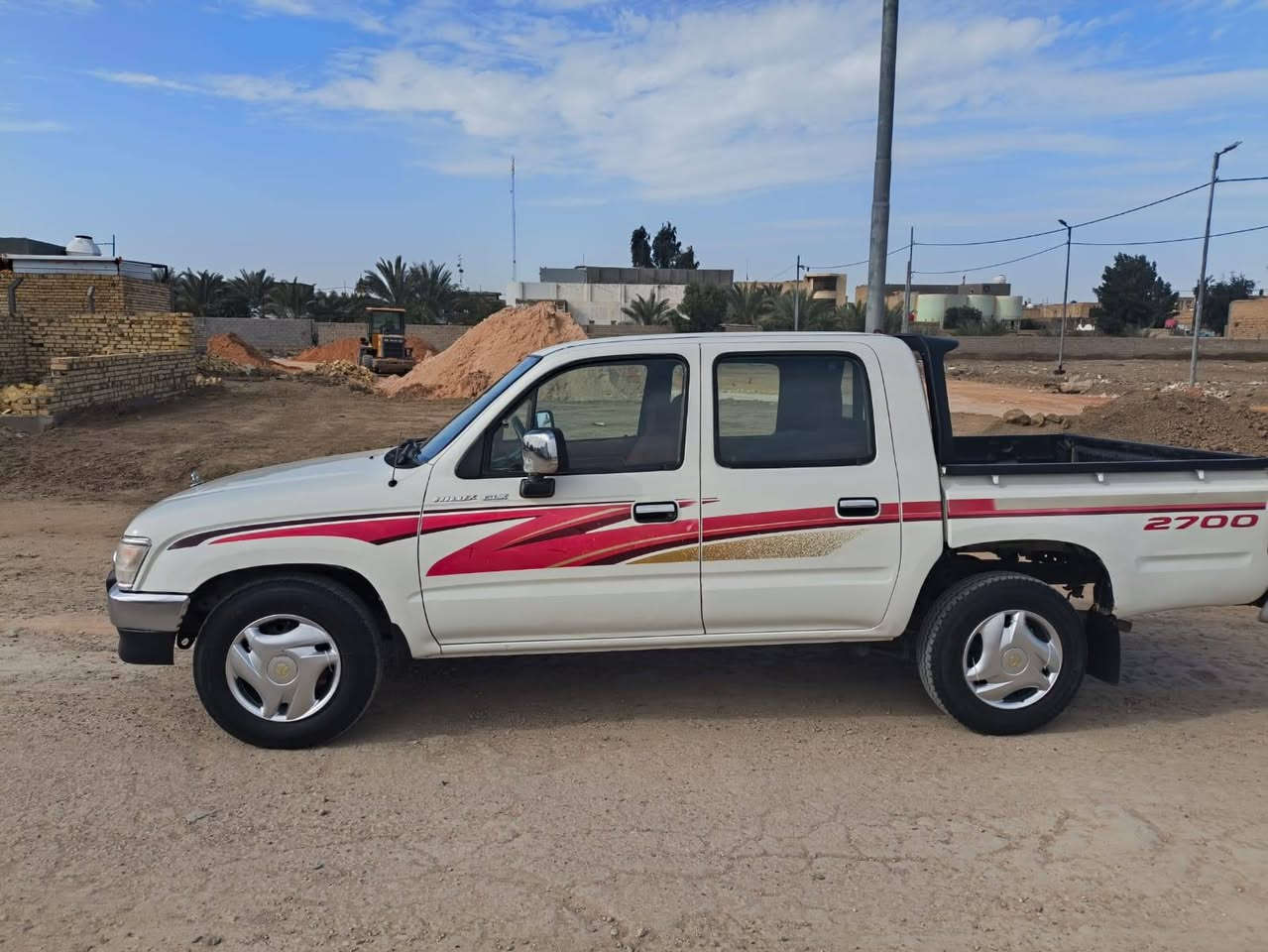 سلام عليكم
بيكم للبيع مديل 2001 شرط الفحص سونار كفاله

محرك مامفتوح وكير مامفتوح حداديه كهربايات جاهزه

رقمه (بغداد) ل29 السعر 120 وبيه مجال للشراي

اتصال مكانه ديوانيه *********** سياره مال جناي
