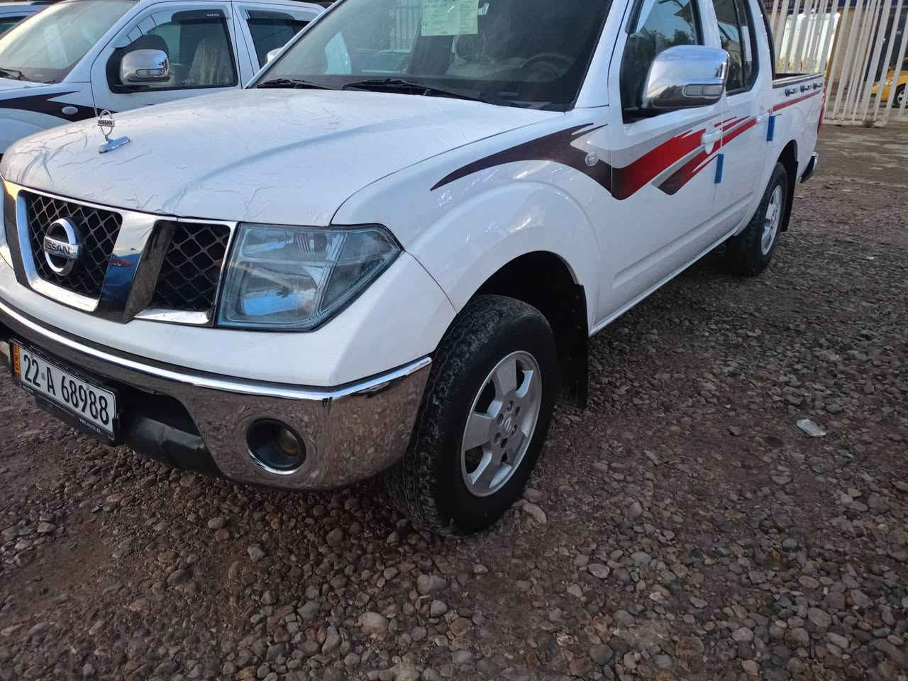 سلام عليكم نيفارا للبيع  موديل 2009 رقم اربيل أرقام وسنويا مجددات السعر  95 ورقة وبيها مجال سيارة جاهزة من أي نقص كير عادي العنوان واسط العزيزية الاتصال ع رقم الهاتف ***********
