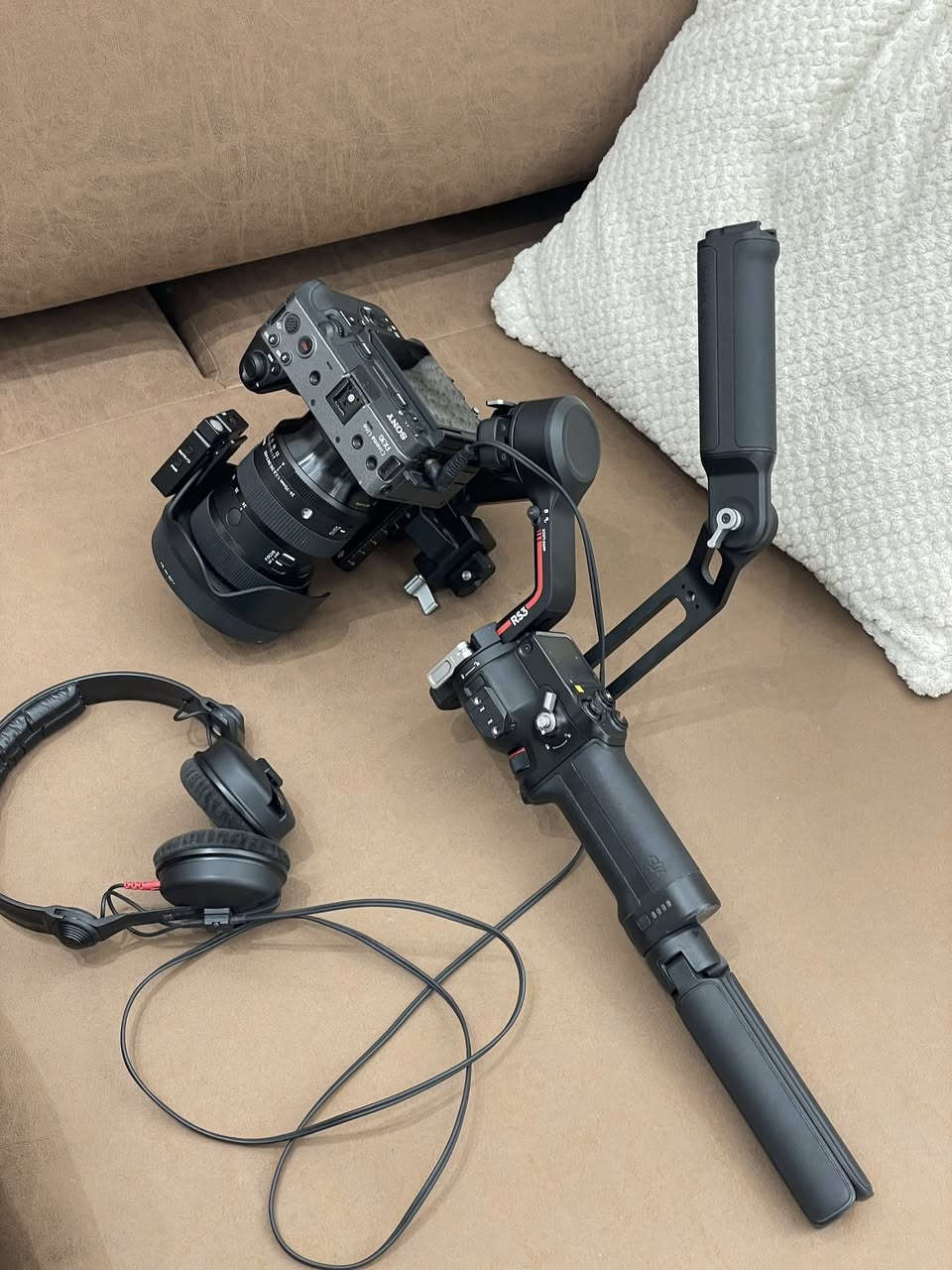 dji ronin rs3 pro
للبيع 
نظيف جداً واستخدام قليل
بسعر 650 الف

للتواصل خاص او ***********
