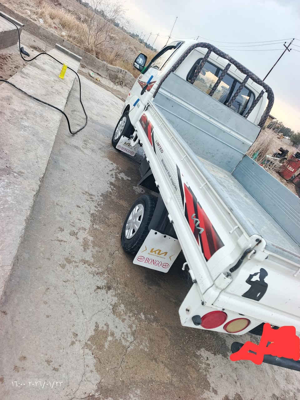 كيه مسكر اللبيع ادوات موديل 18اصل بعد بدهن كوريه السعر 58 تخم تاير سبيرات مكينه وكير  جيس مكينه ***********
