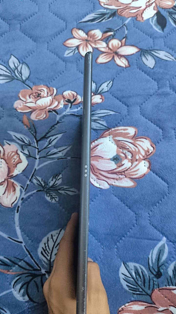 ايباد 9 نظيف مامفتوح برغي منه نموذج M ذاكرة 64 ، مع شاحنه وكفر بطارية مافاحصه بس شحنه كلش زين بالصرف يشغل 60 فريم بوبجي ، السعر 250 بي مجال بسيط او مراوس بجهاز ،  مكان مدينة الصدر


**إذا كنت صاحب هذا الإعلان وتريد حذفه لأي سبب، رجاءا أرسل رسالة إلى الدعم الفني**