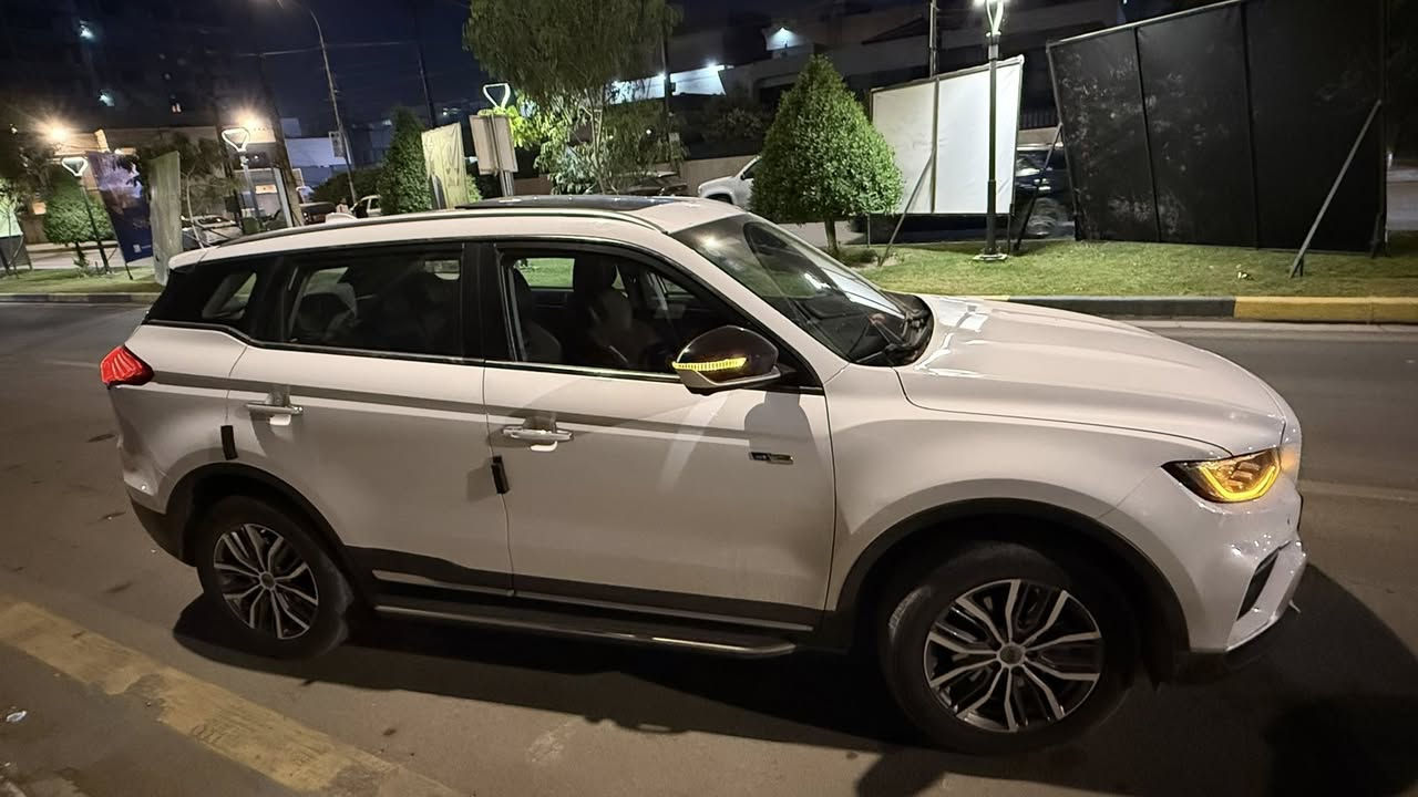 � للبيع: جيلي أزكارا 2023 فول مواصفات
📍 المكان: بغداد – رقم بغداد
⏱️ الممشى: 88,000 كم (قابلة للزيادة)
📞 رقم الهاتف: ***********

⭐ المواصفات:

 • كاميرا خلفية
 • صندوق كهربائي
 • التحكم على المنحدرات
 • مستشعر وقوف
 • فتحة سقف
 • تشغيل ببصمة
 • مثبت سرعة
 • نوافذ كهربائية
 • شاشة عرض
 • نظام فرامل الطوارئ
 • لوحة قيادة رقمية
 • تشغيل عن بعد
 • مانع انزلاق
 • نظام ABS
 • كشافات ضباب
 • فرامل الوقوف الإلكتروني
 • تعليق تلقائي
 • إضاءة ترحيبية
 • التحكم الإلكتروني بالثبات
 • نظام توجيه كهربائي
 • حساسات ضغط الإطارات
                •كامرات 360 
•تدفئه و تبريد بلكشنات 
وبعد هواي مواصفات بيع مراوس
