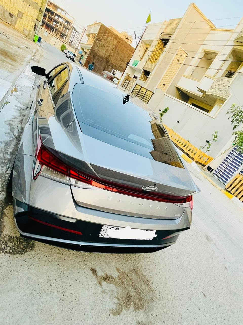السلام عليكم
هونداي النترا 2024  دخول جديد  للبيع فقط   رقم بغداد 
سياره حادثه جاملغ فقط 

هايبرد وارد امريكي حادث كما موضوح بالصور

الموديل 2024
عداد المشي 27الف
فتحه سقف 
شاشة دجيتل متصلة بلكامل
بصمة تشغيل 
بصمة أبواب المس
بصمة صندوق 
تشغيل عن بعد
رادار امامي رادار خلفي وجانبي
مانع تصادم بريك ذكي 
مدخلين شحن واوكس
تبريد بيانو منفصل
دشبول لد بلادي الوان
كاميرا خلفية دوارة
كراسي تدفئة و تبريد
مانع تصادم 💥 
حساسات اطارات 
مثبت سرعه Cross
اضوية اماميه LED زنون 
نضام ترحيب عند الاقتراب 
مانع انزلاق 
تدفئة بالكشنات و تبريد 
تدفئة ستيرن 
دخول ذكي 
نظام قيادة ذاتية 
انارة اضوية اوتوماتيك
نظام GPS + خرائط 
3 أنظمة قيادة (eco,Nor, sport) 
شاشة اعطال الكترونية 
زر عرض الكاميرا
شحن واير ليس 
تحكم ستيرن 
كشنات جلد ابيض تحكم كهربائي  كامرات 360درجه
مكان السياره. بغداد 

‏‭***********
