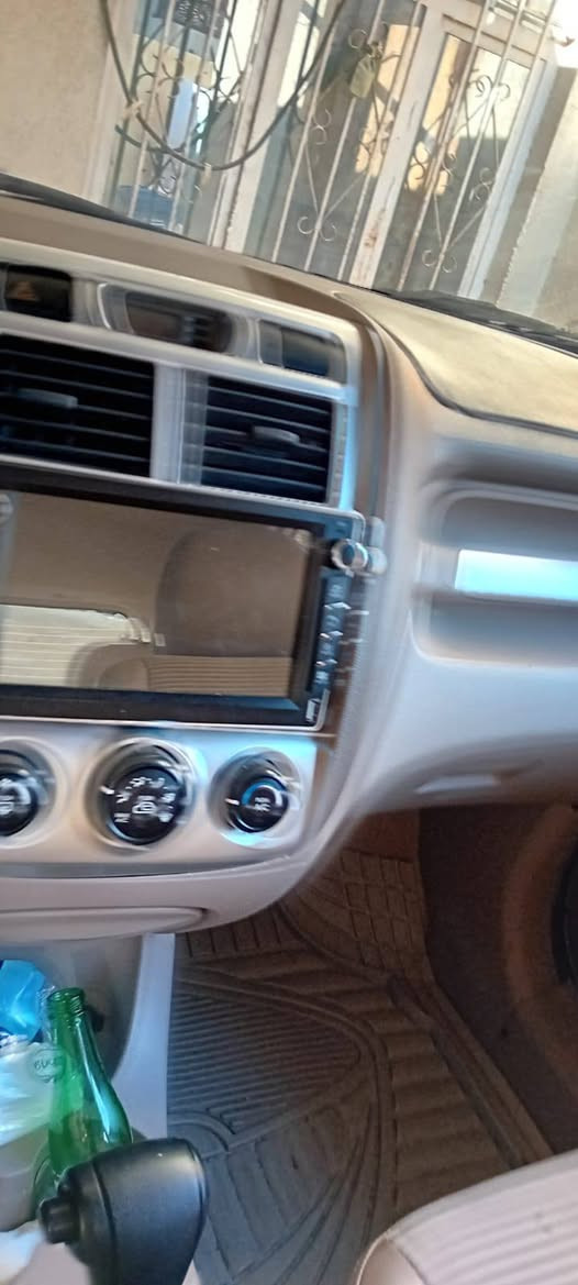 كيه سبورتج 2009ادوات ادوات دخول جديد متومه ارقام و سنويه طبق الاصل مكينه جديده 6سلندر حداديه تخم تاير سياره جاهزه سعر 45مكان سياره ميسان ***********
