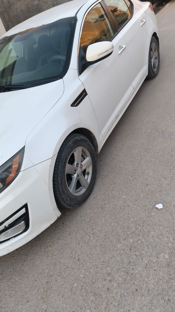 اوبتيما موديل2014 رقم بابل مشروع وطني وارد امريكي بدون حادث  فقط بارد في الجاملغ الايمن.محرك مكفول الگير مكفول تبريد .السياره كما موضحه بالصور.السعر(115$)قابل للتفاوض
مكان السياره كربلاء.***********
