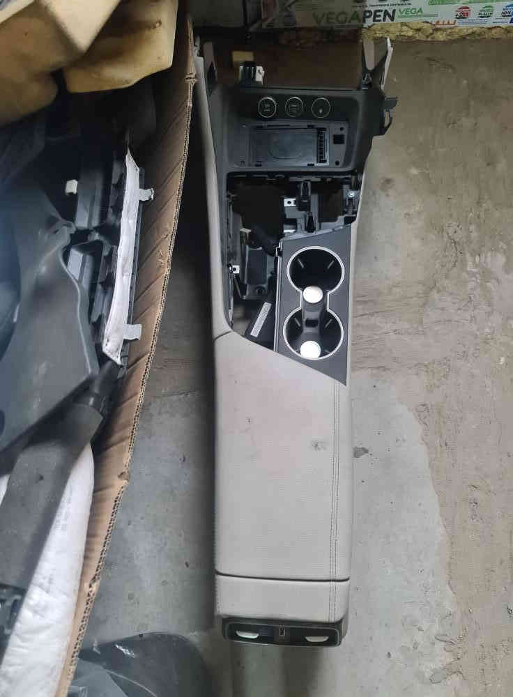 يالله
وصول مواد G70 موديل 2024
 ابواب الوان G70 امامي وخلفي
فرس كير G70 تفصيخ 
بغداد السنك شارع المسجلات والشاشات الضيق ثاني بنايه على اليسار
*********** وتساب
***********
