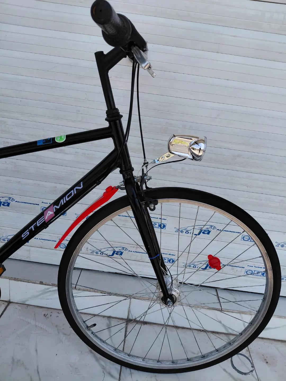 C700 حجم الويل 27 المعدن حديد  موديل الدراجة 2021 6 سرعات من shimano دراجة حلوة ونظيفة السعر 140  الف شامل التوصيل     ✈يوجد توصيل لجميع المحافضات ✈ كركوك مدخل سايدين حي الاسرى والمفقودين  معرض ابو شيفان ( *********** )
