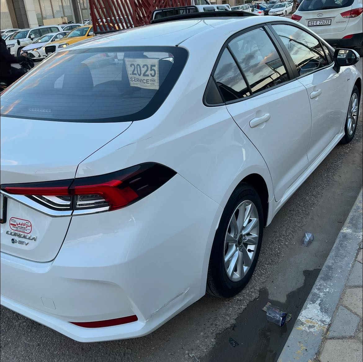 كورلا خليجي هايبرد فول 1/1
رقم بغداد 
موديل 25
محرك 1.8
قياده ذاتيه   تحديد مسار   توقف ذاتي   مثبت سرعه 
شاشه تدعم الكاربلي 
ثلاث وضعيات قياده 
داخل جلد اسود 
ماشيه 10 الف 
كفاله عده شخط اصبع فقط 
باقي كفاله 
•••
السعر خاص 
***********
مكان السياره رمادي
