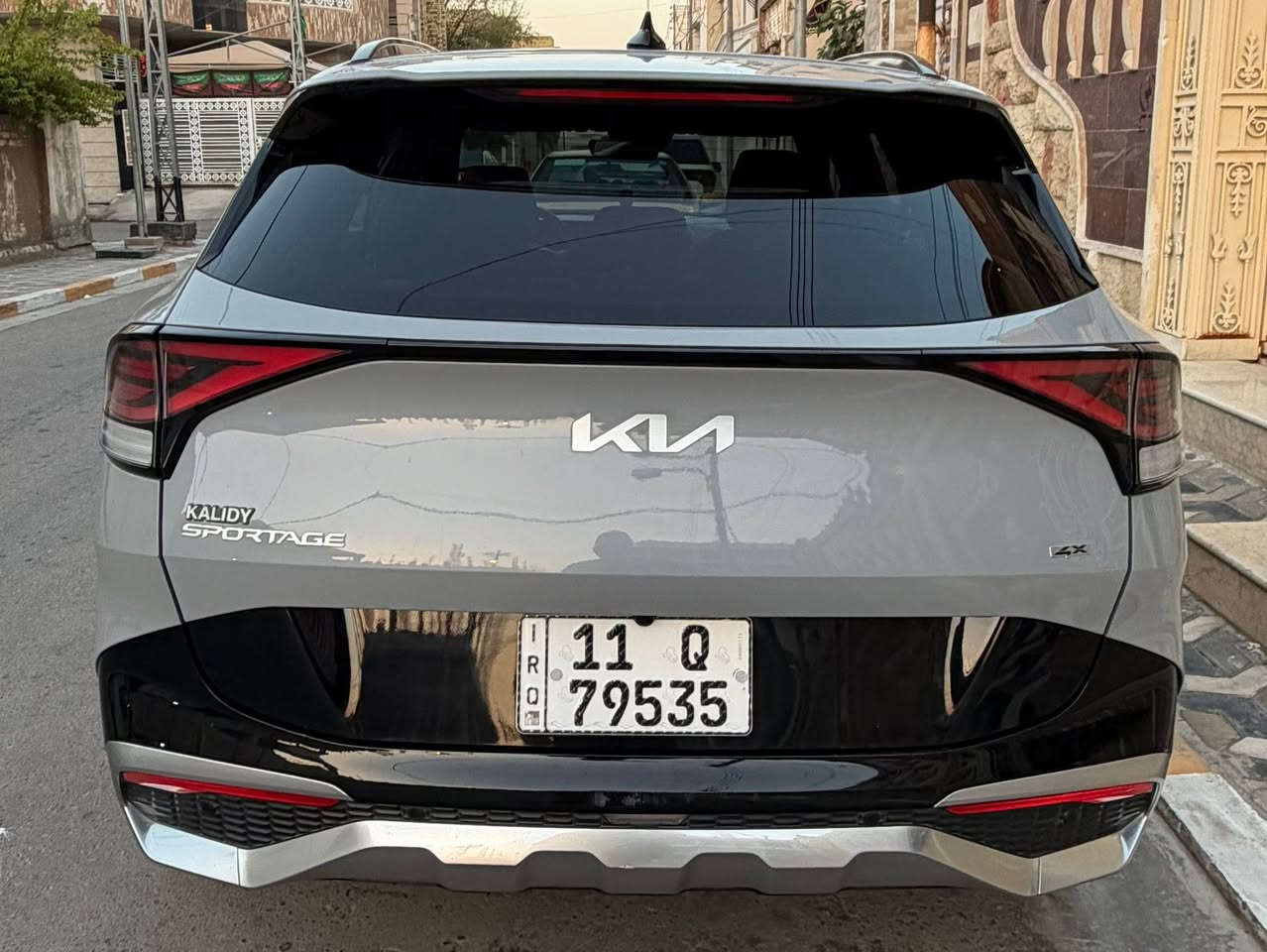 السلام عليكم 
كيا سبورتج SX prestige اعلى فئة
مديل 2024 وارد امريكي
ماشية 68الف كيلو 
￼فئه لارج الطويلة
الحادث مرفق بلصور فقط دعامية ودحكه بلباب الخلفي 
للتواصل والاستفسار 
***********
مكان السيارة بغداد
