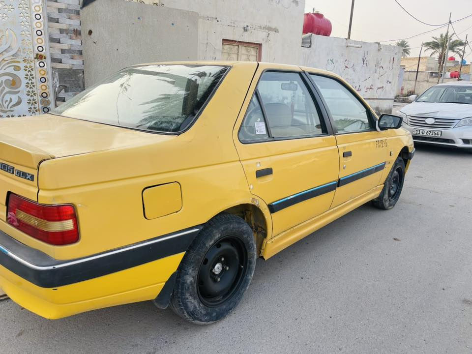 بيجو ٢٠١٠ سياره ماعوزه شي 
رقم بغداد 
مكينه كير خير من الله. 
تبريد كهربائية كله شغاله 
تخم تاير 
الاستفسار ***********
وتساب او اتصال عادي 
عنوان واسط قضاء الحي 
السعر ٣٢وبيه مجال
