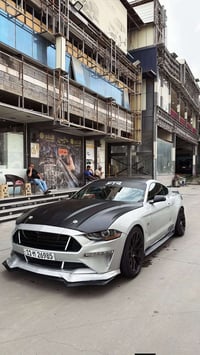 V8 5.0 • اوتوماتيك 10 سبيد • شكل هجومي