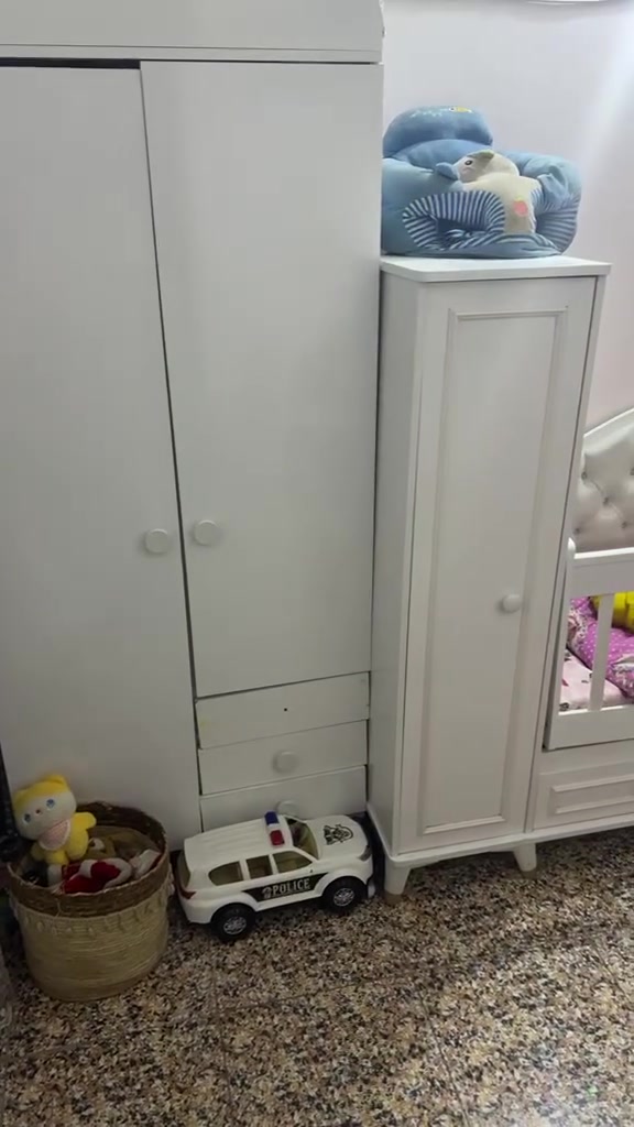 غرفه طفال البيع
السعر 400بيه مجال بصيط 

الرقم ***********
