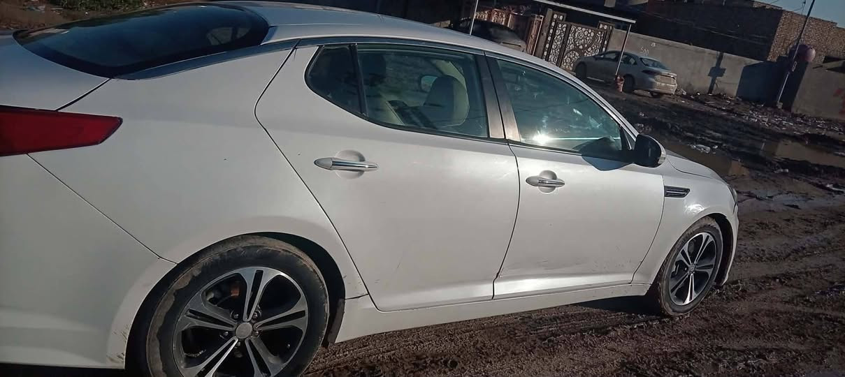 اوبتما ٢٠١٢خليجي بيها قطعتين صبغ جاملغ خلفي و جاملغ امامي عكس جهة السائق وشخطة خفيفة باب عكس السائق كير محرك مكفولة تبريد شغال
السعر ١٠٥$ للشراي بيها مجال
***********
