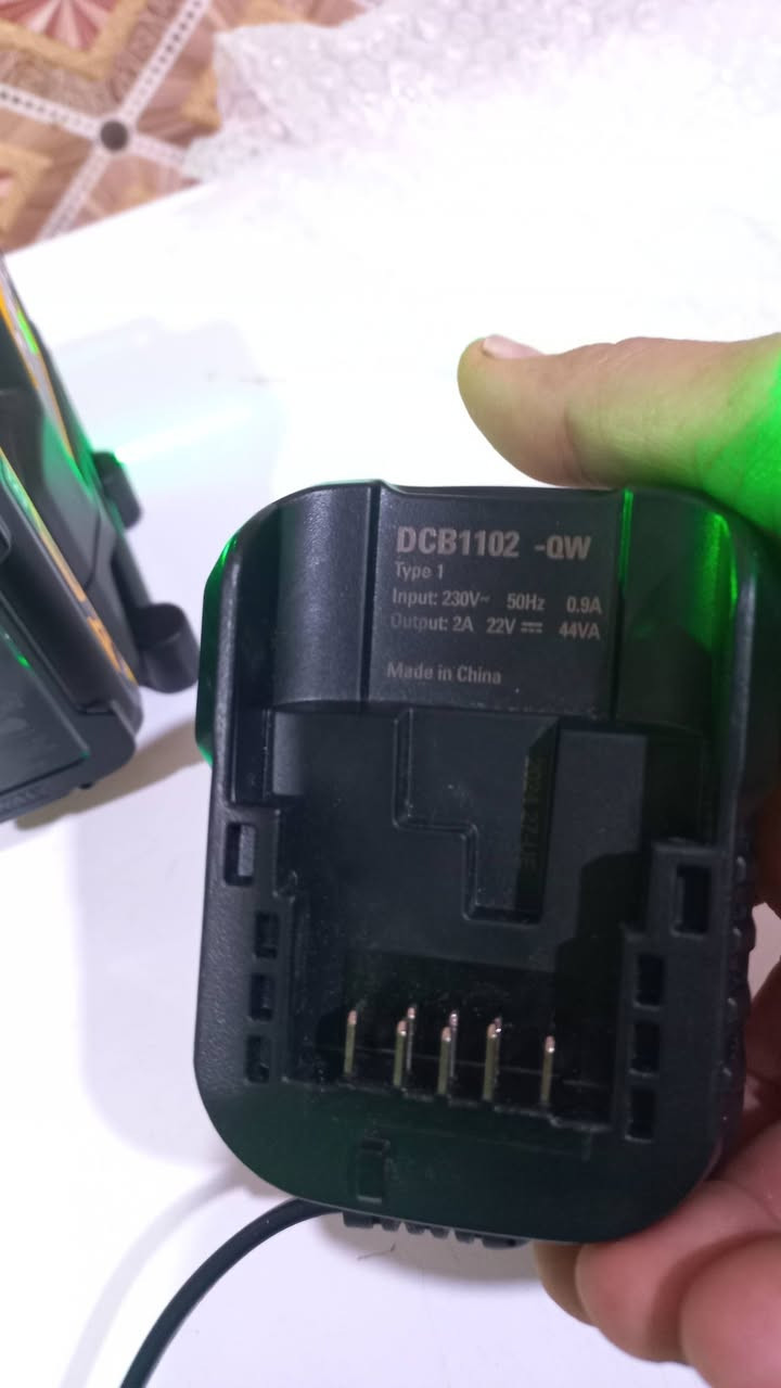 البيع جديد  لوك  اصلي سعره200 الف      ***********
