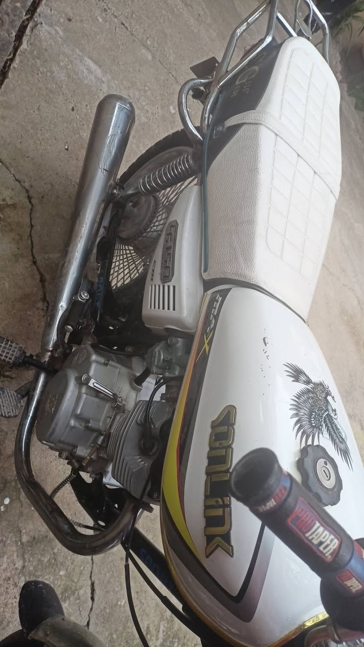 سلام عليكم تايكر للبيع 2020 مكينه ما مفتوحه وزن ثقيل سعر 475 بي مجال مال جيتك مكاني موصل ايسر


**إذا كنت صاحب هذا الإعلان وتريد حذفه لأي سبب، رجاءا أرسل رسالة إلى الدعم الفني**