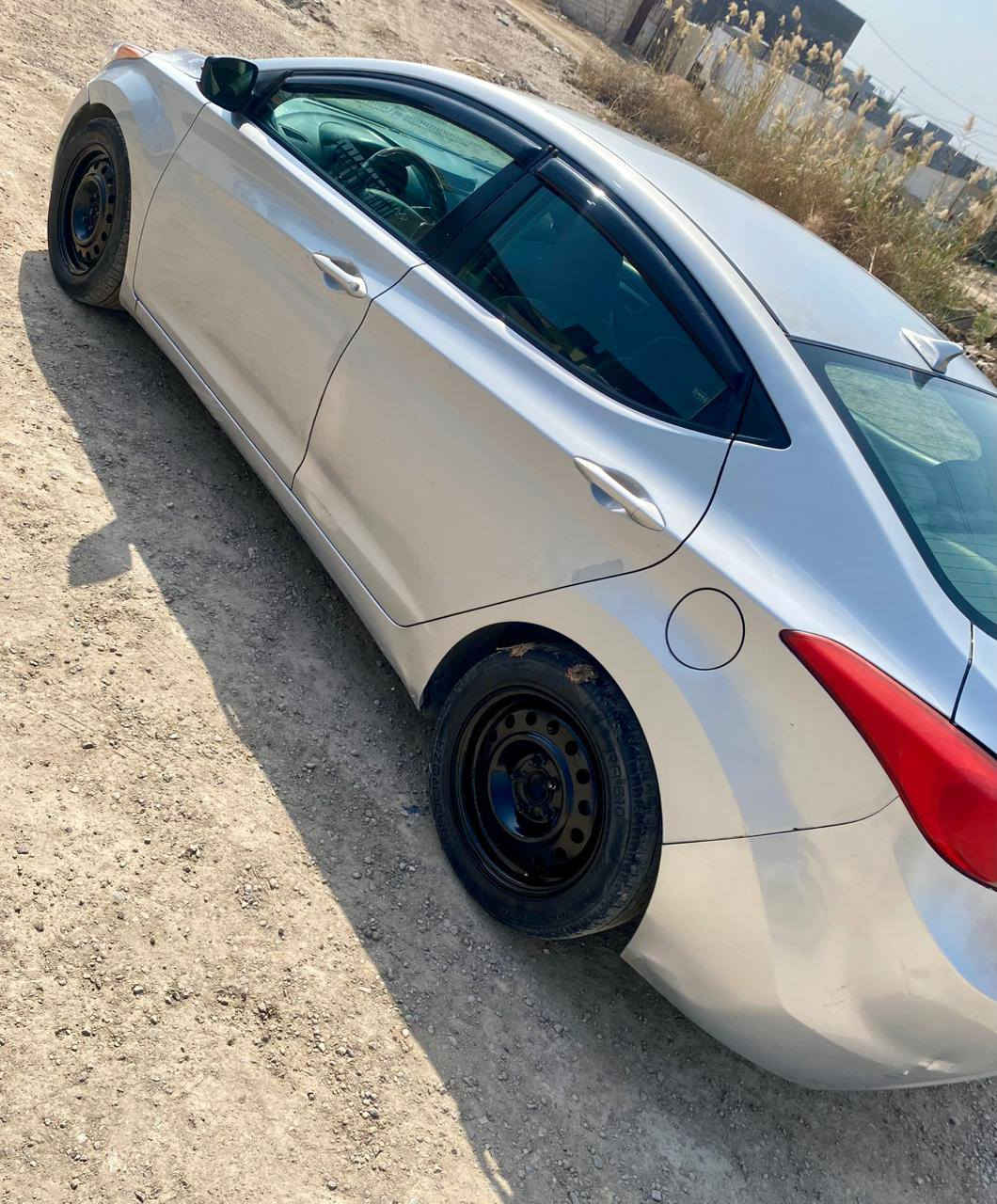 سلام عليكم النترا موديل 2012 امريكي رقم بغداد بسمي رقم نكليزي هزه جديده رقم جديد  سياره بيه قطع صبغ ابيع حزام وسياره جاهزه ماناقصه اي شي مكينه كير تبريد مكفولات 
مكلف بل نشر رقم راعيه *********** سعر 92 وبيه مجال مكاني بابل
