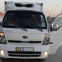 كيا براد للبيع موديل 2007 رقم بغداد انكليزي مكينة 3000 مسكر محور بم ون...