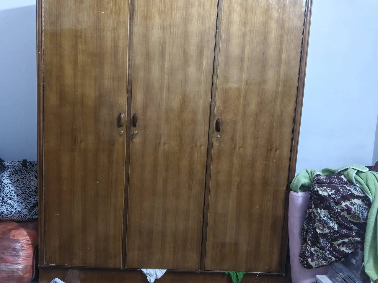 من رخصت ابوالكروب بيع غراض كلمن وسعره


**إذا كنت صاحب هذا الإعلان وتريد حذفه لأي سبب، رجاءا أرسل رسالة إلى الدعم الفني**