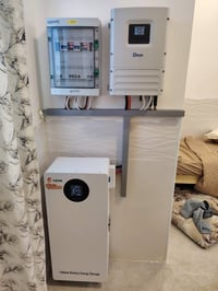 وسط الانقطاع المستمر للتيار الكهربائي  الكثير من المنازل تتحول الى الط...