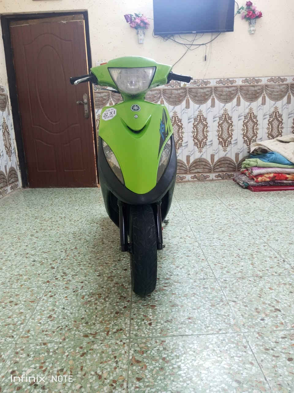 سلام عليكم دراجه ماكس للبيع دراجه نضيفه كلش محركها ناعم سلف وهندر كهربائيات كله شغاله ب600 وبيه مجال بسيط مكاني بغداد ابو غريب الرقم بي واتساب ***********
